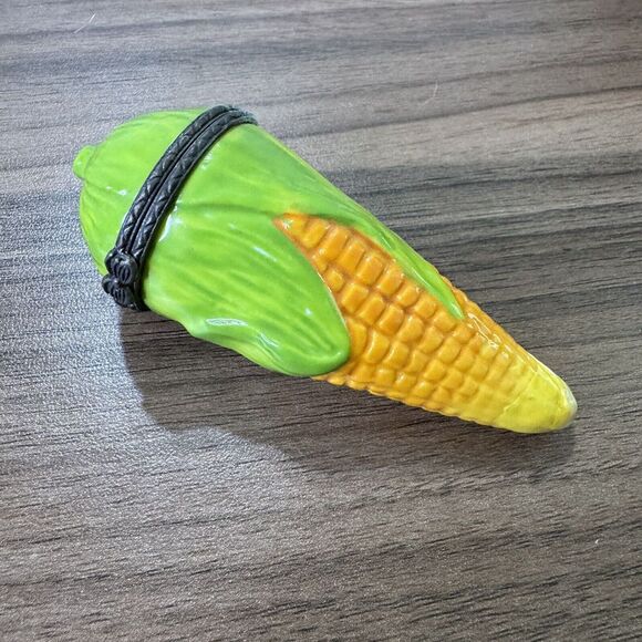 PHB Corn On The Cob Ear Of Corn Vegetable Hinged Lid Jewelry Pill Trinket Box 3" - Picture 1 of 5